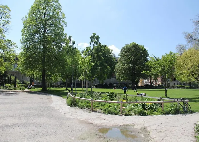 Hostel Stay2night Center *