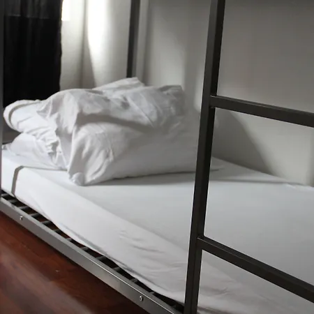 旅馆 Stay2night Center *