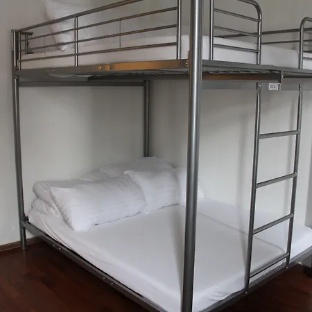 Stay2night Center * Zürih