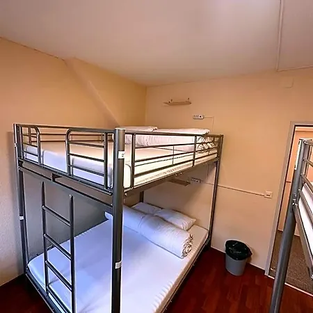 Stay2night Center *